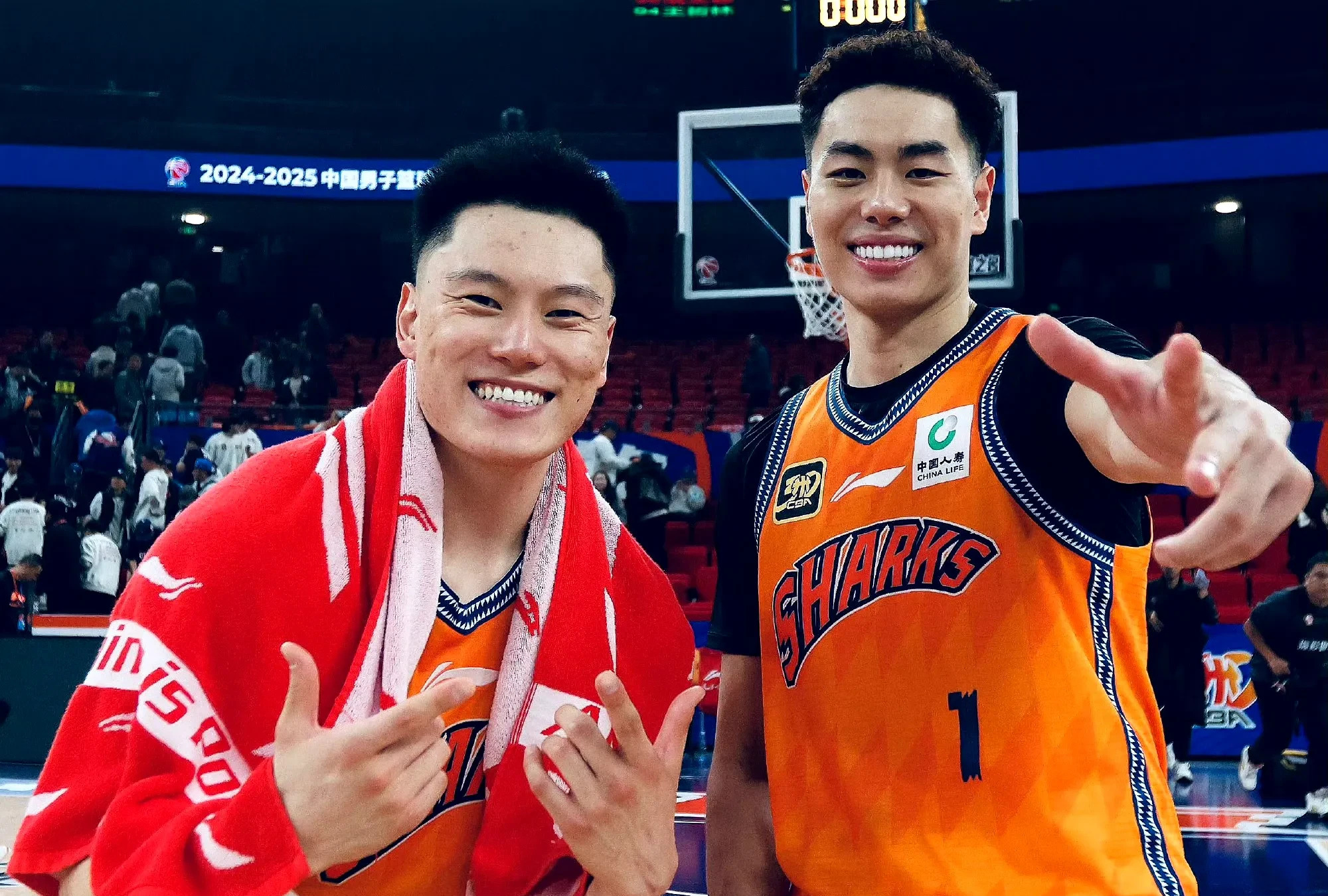 IM体育赛事直播入口-上海男篮不敌广州队，连胜终结