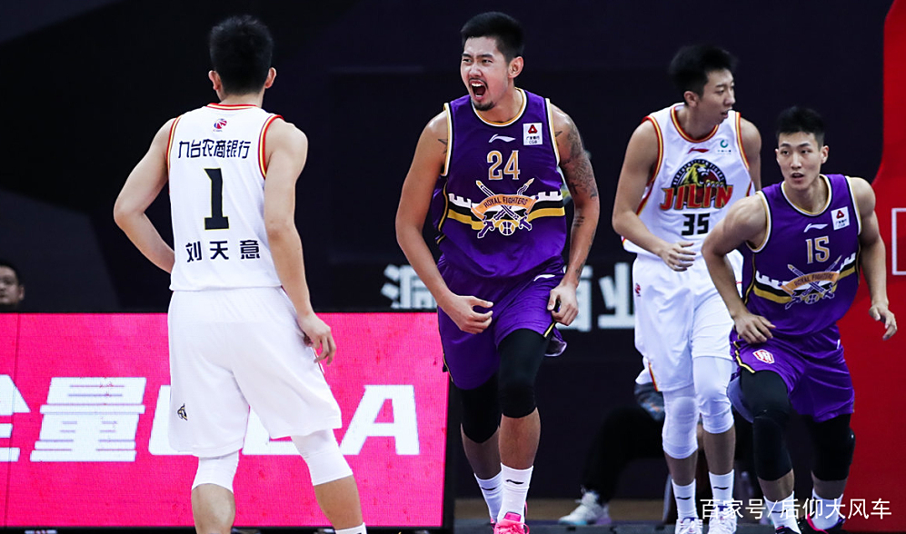 北京首钢大胜，稳定积分榜位置不变