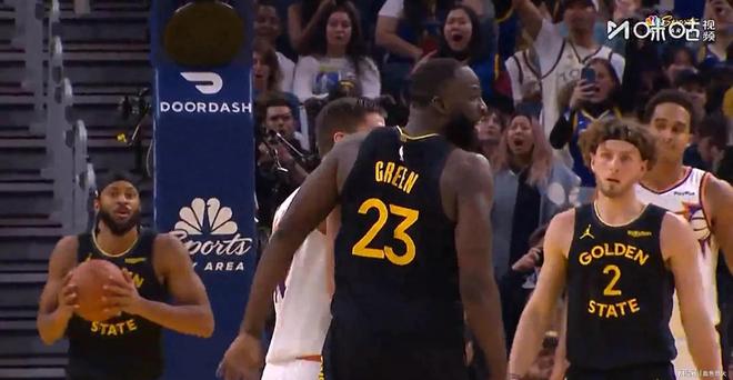 巴西男篮险胜南韩男篮，丹尼·格林爆发神勇