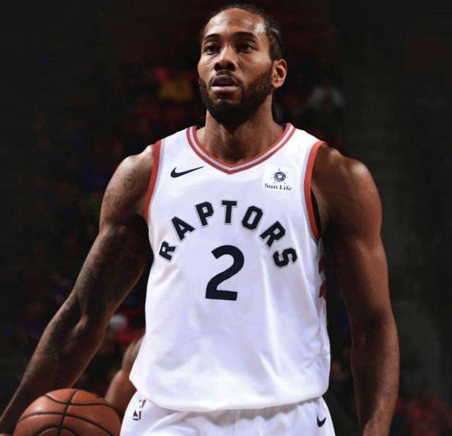 IM体育官网入口-凯尔特人绝杀阿根廷男篮，伦纳德完成帽子戏法