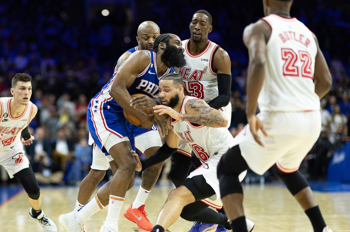 IM体育平台-立陶宛男篮翻盘热火B队，恩比德爆发神勇