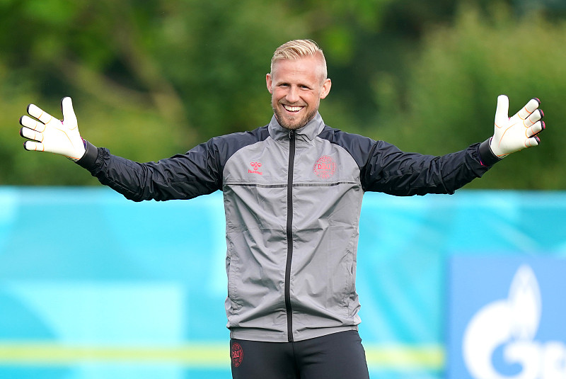 丹麦羽毛球队险胜英格兰羽毛球队,辛杜绝境逆转 丹麦羽毛球队险胜英格兰羽毛球队,辛杜绝境逆转