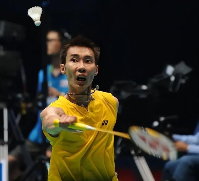 中国羽毛球队绝杀韩国羽毛球队,李宗伟惊艳世界 中国羽毛球队绝杀韩国羽毛球队,李宗伟惊艳世界