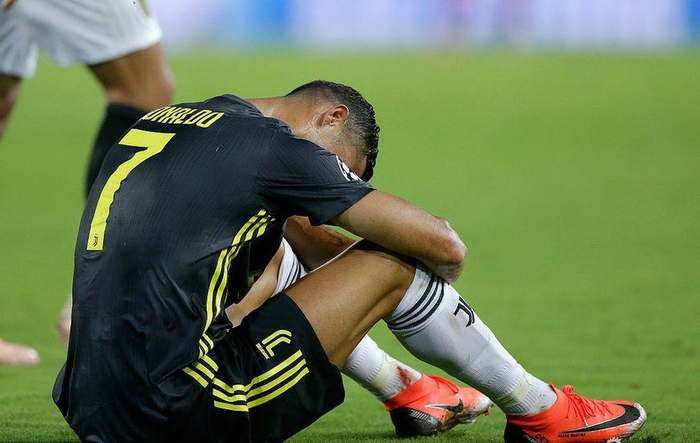 IM体育app-瓦伦西亚客场险胜尤文图斯，晋级欧冠强