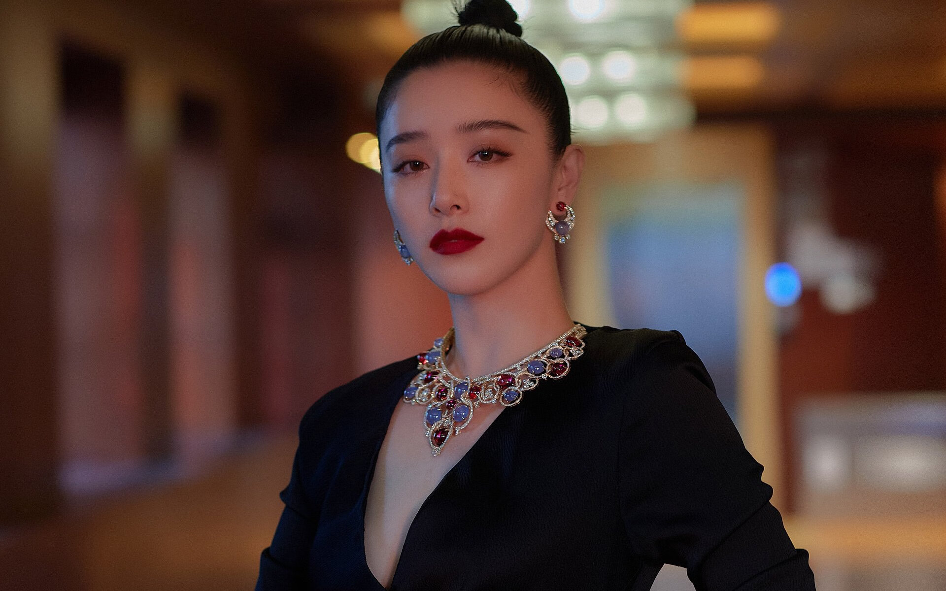 IM体育世界杯2026-从战术复刻到巨星接管，几内亚式压迫如何预言马丁内利的欧冠封神之夜