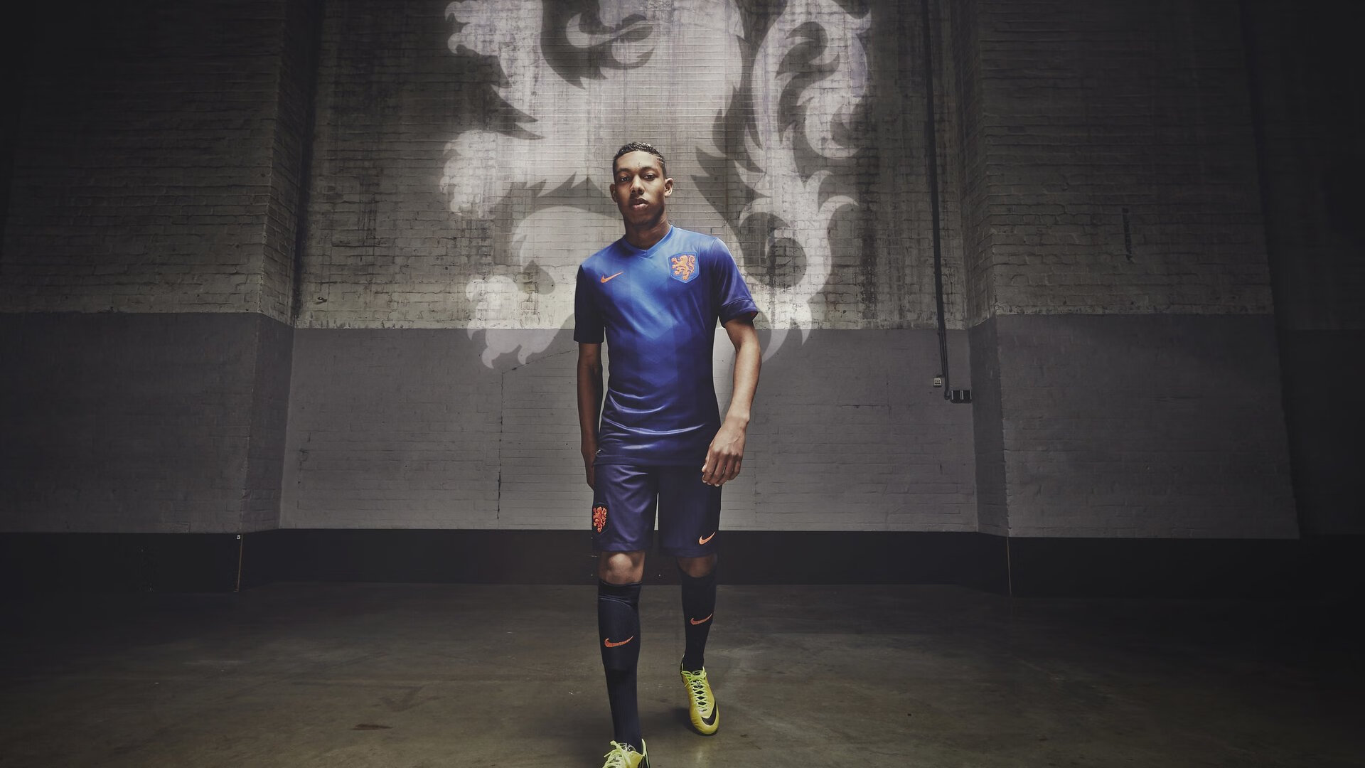 从罗马到美加墨，福登的加冕之路，如何接过C罗的权杖